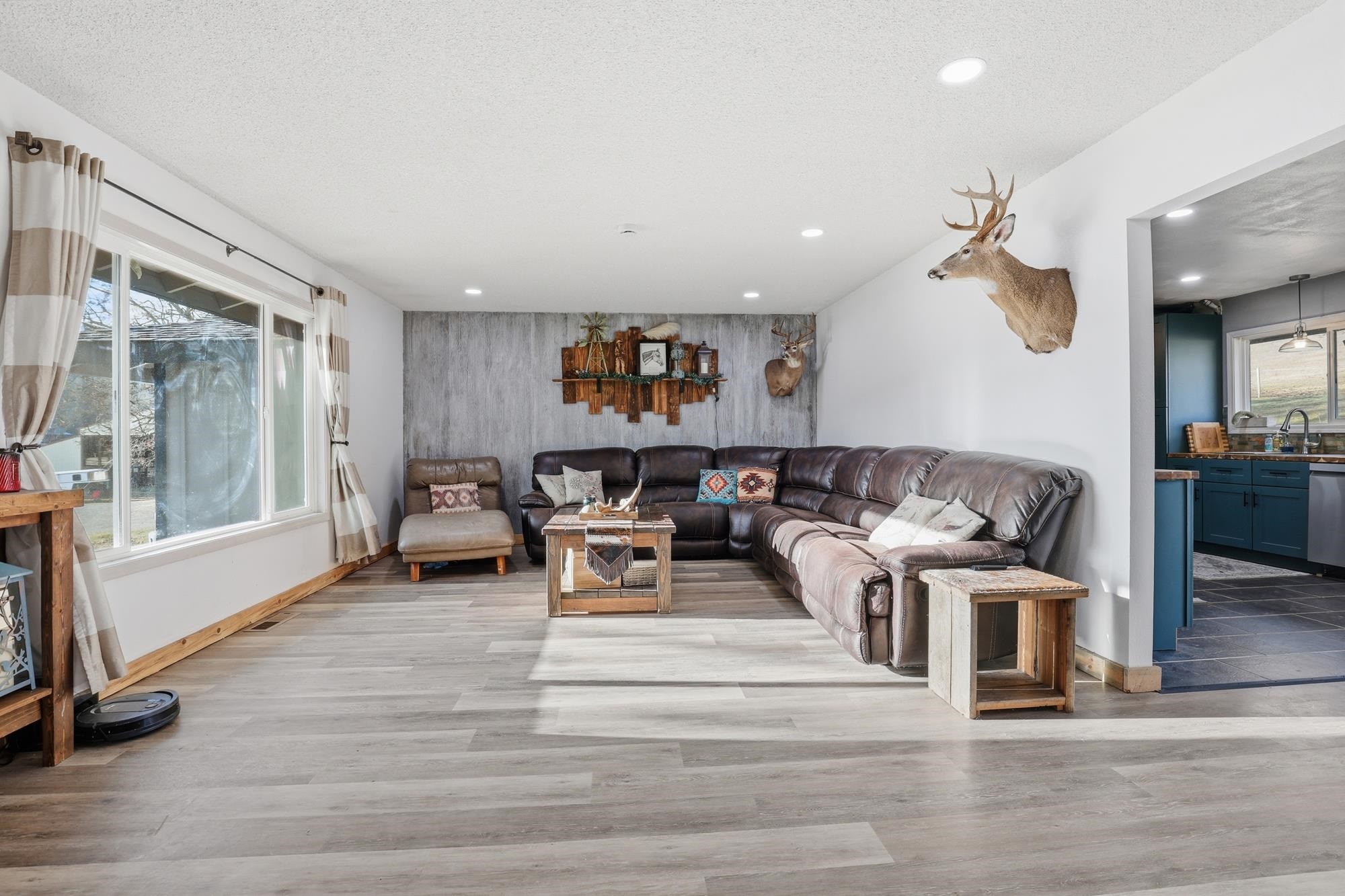 27108 East Blanchard Road Newport, WA 99156 - Photo 8 of 50