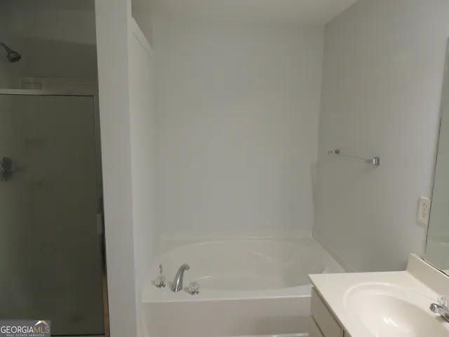 $1,900 | 2742 Keystone Gates Court, Lithonia, GA 30058