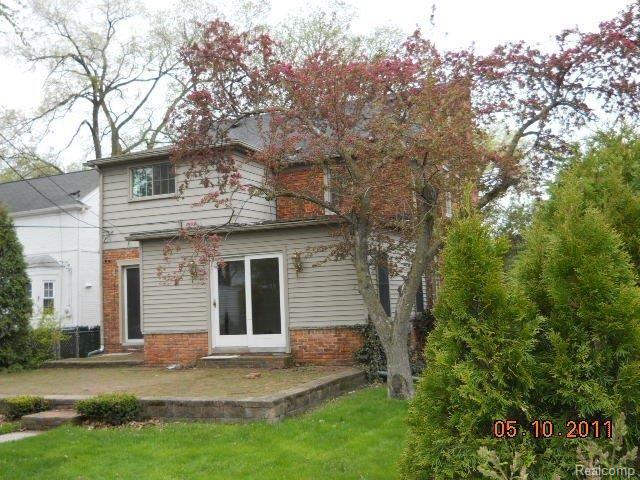 900 Lincoln Road Grosse Pointe, MI 48230 - Photo 7 of 17 lincoln 006
