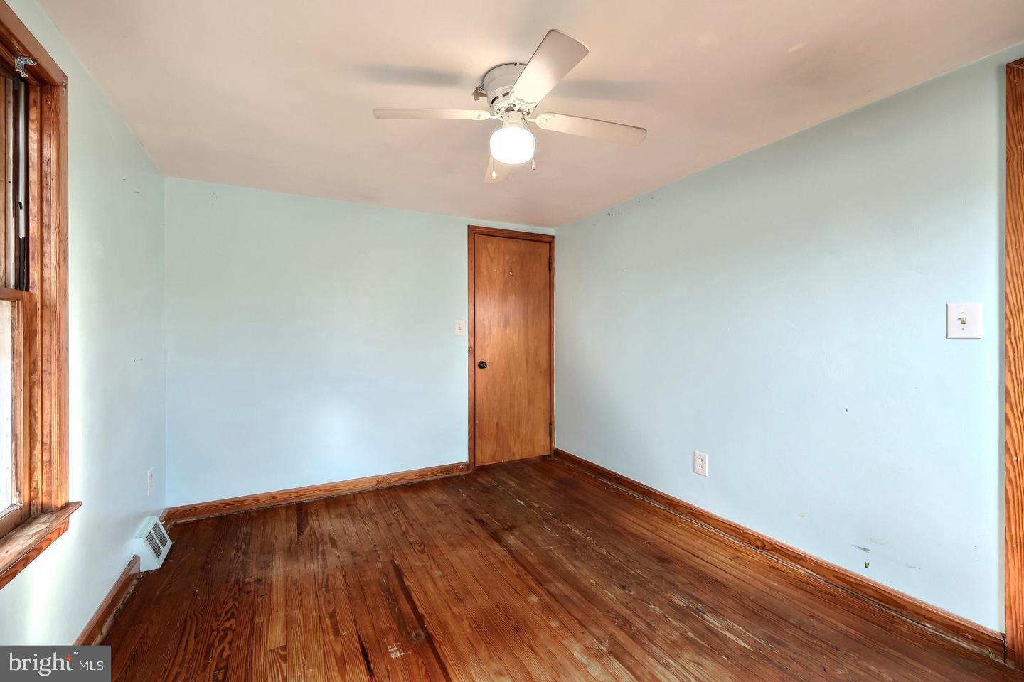 452 West Walnut Street Hanover, PA 17331 - Photo 14 of 14 Bedroom 2