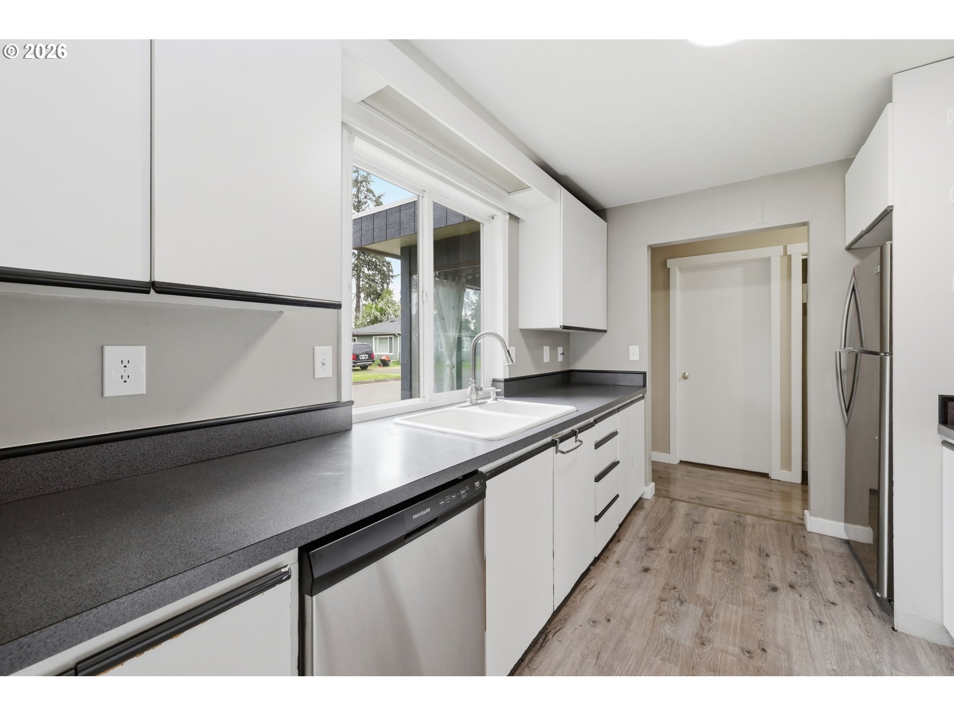 845 25th Place Springfield, OR 97477 - Photo 14 of 45 Gallery Image 14