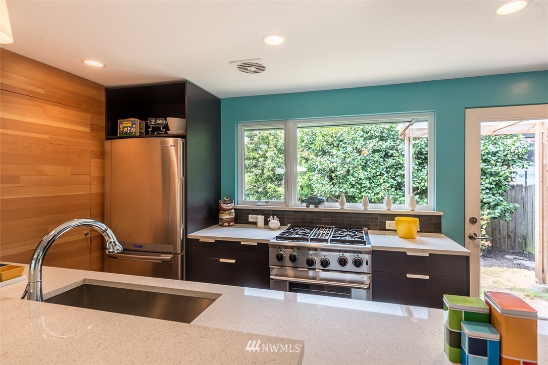 327 North 84th Street Seattle, WA 98103 - Photo 13 of 25 Gallery Image 13