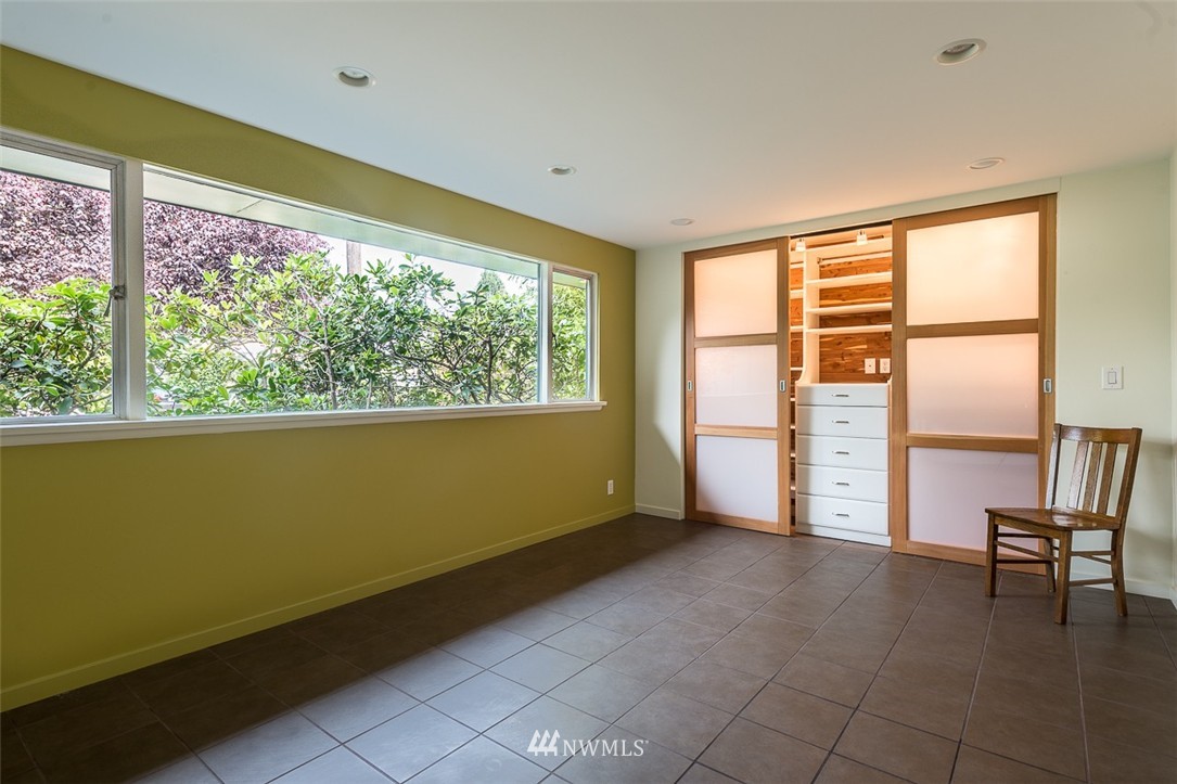 327 North 84th Street Seattle, WA 98103 - Photo 15 of 25 Gallery Image 15