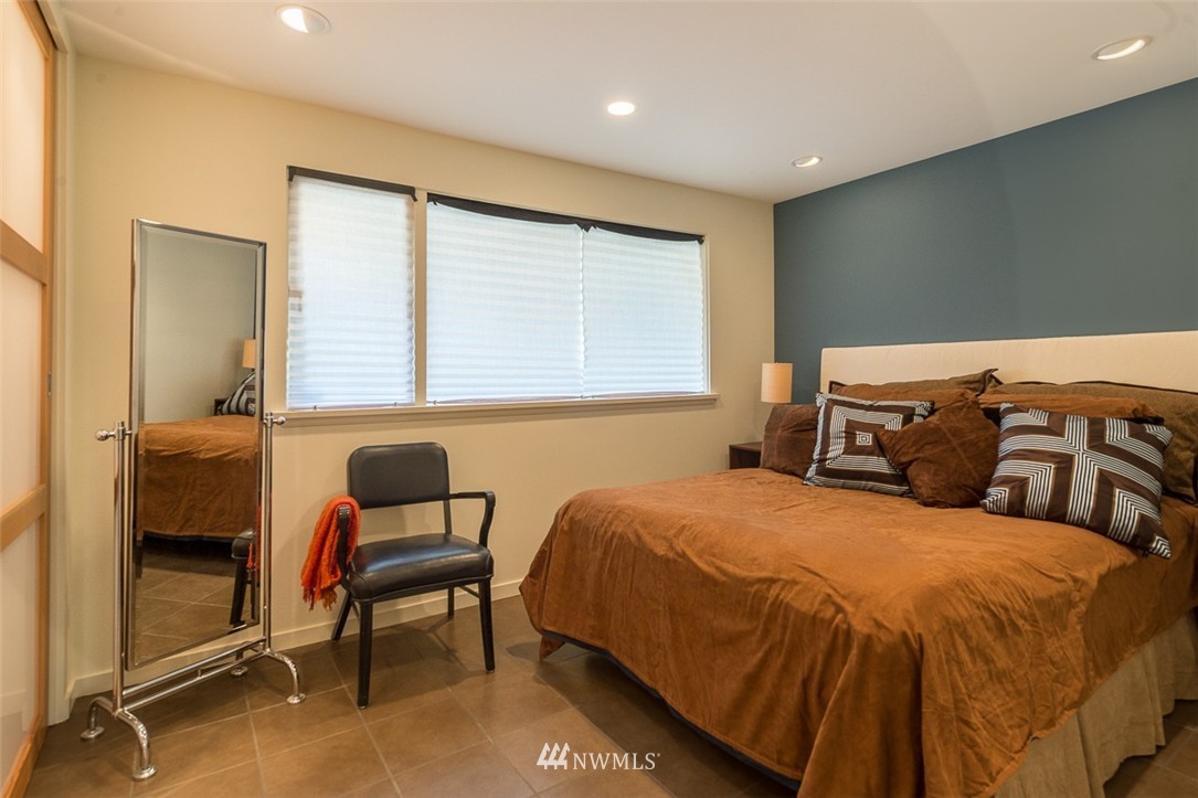 327 North 84th Street Seattle, WA 98103 - Photo 17 of 25 Gallery Image 17