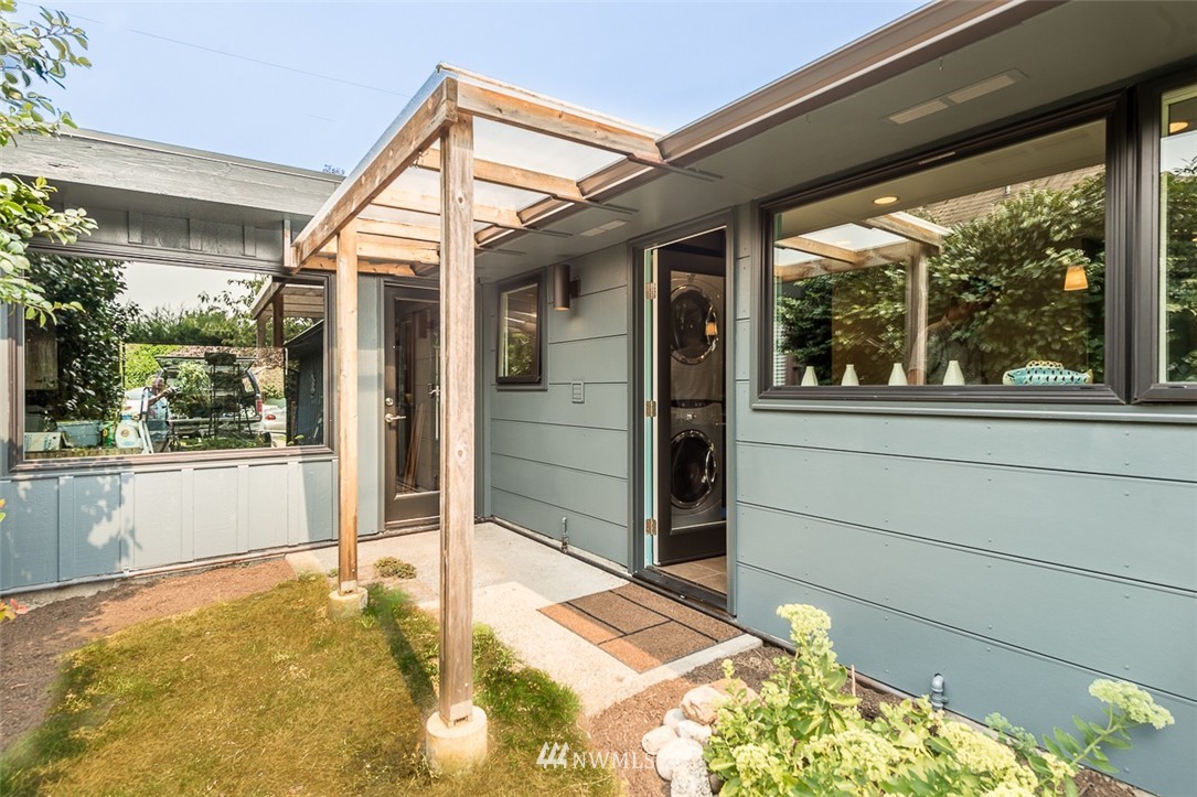 327 North 84th Street Seattle, WA 98103 - Photo 19 of 25 Gallery Image 19