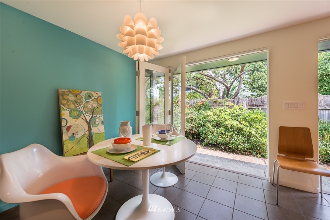 327 North 84th Street Seattle, WA 98103 - Photo 8 of 25 Gallery Image 8