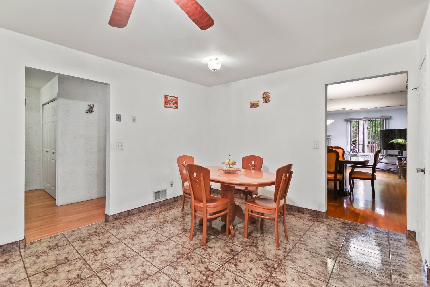 145 Redpine Loop Old Bridge, NJ 08857 - Photo 6 of 26 Gallery Image 6