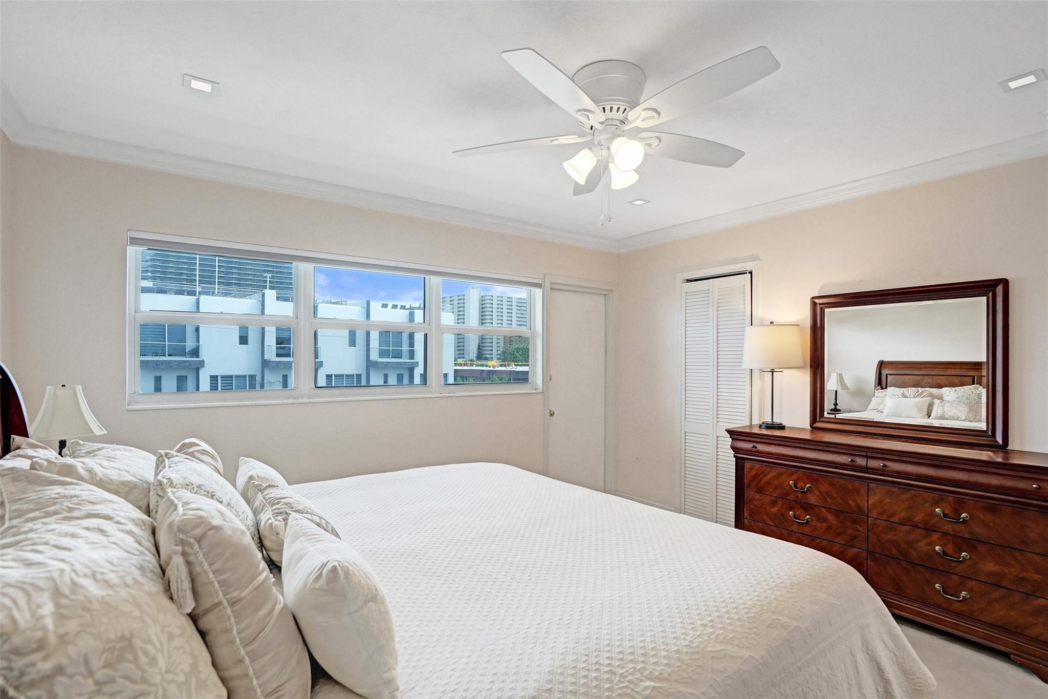 1001 North Riverside Drive, Unit 304 Pompano Beach, FL 33062 - Photo 7 of 49 Photo 7