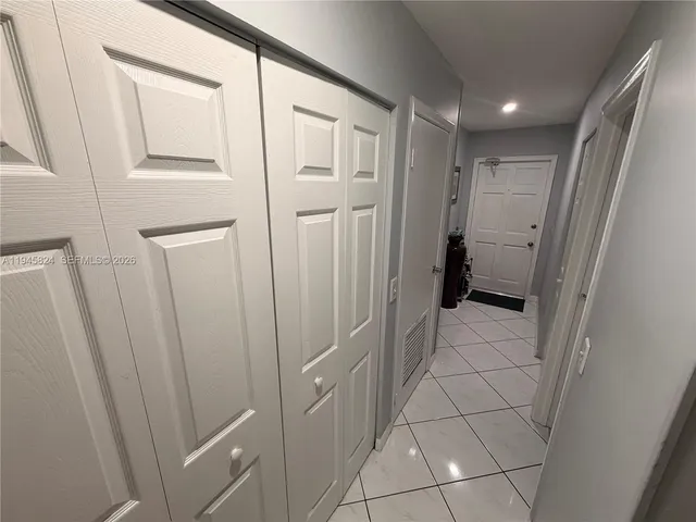 $470,000 | 9601 Northwest 16th Street, Pembroke Pines, FL 33024