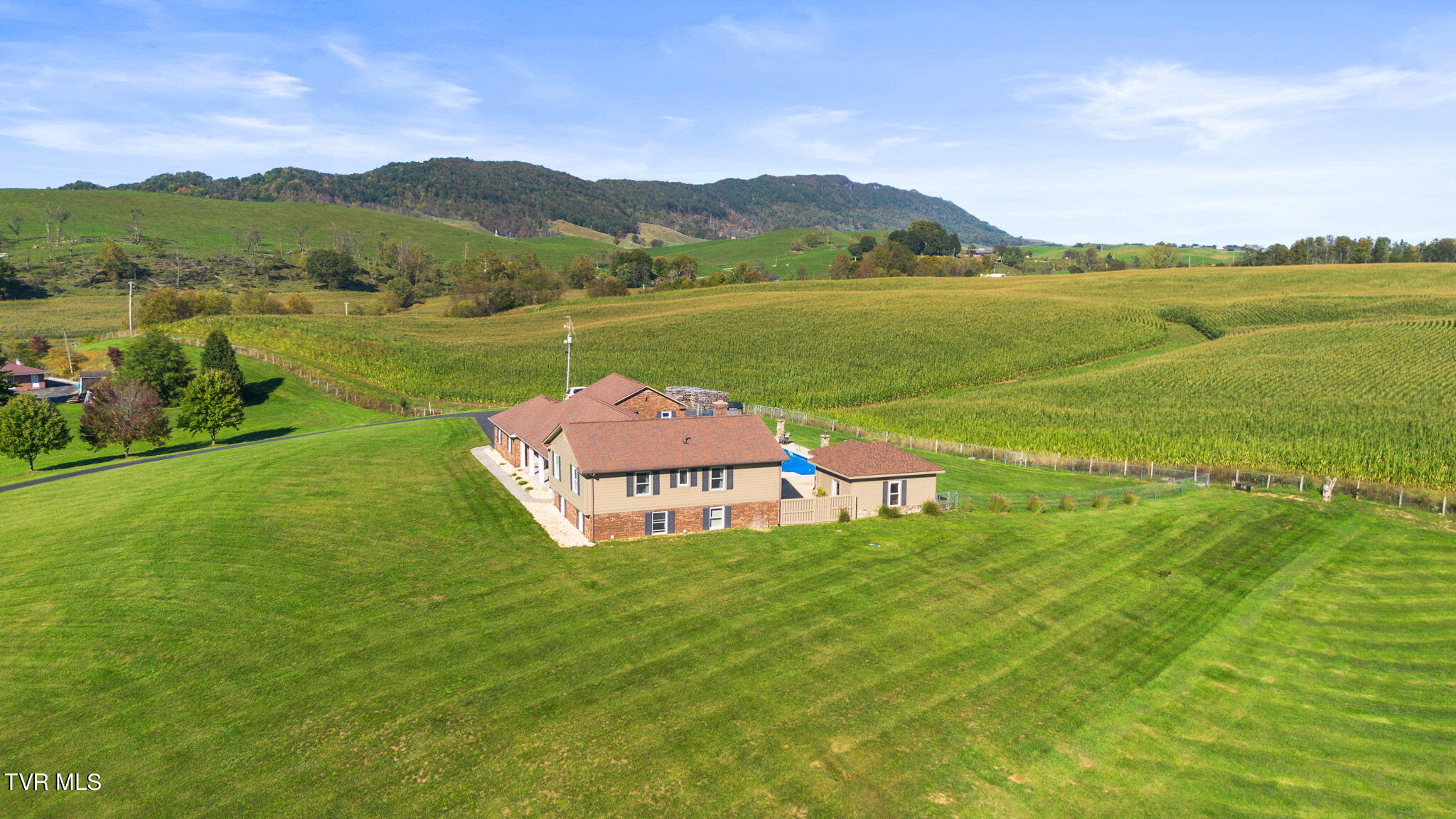 75 Easy Street Rosedale, VA 24280 - Photo 4 of 64 3-web-or-mls-DJI_0671