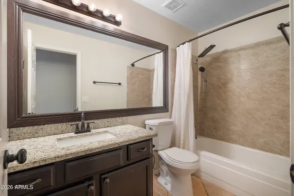 $2,500 | 4230 East Saltsage Drive, Phoenix, AZ 85048