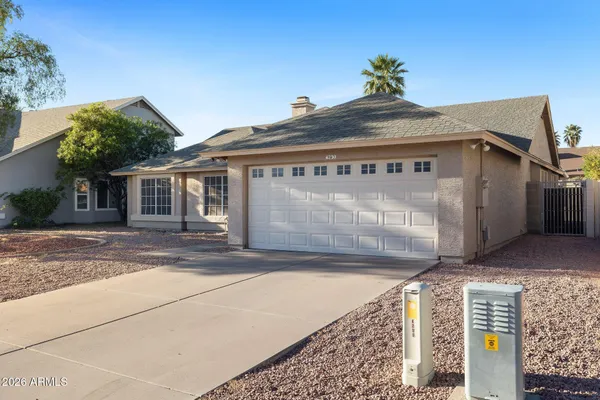 $2,500 | 4230 East Saltsage Drive, Phoenix, AZ 85048