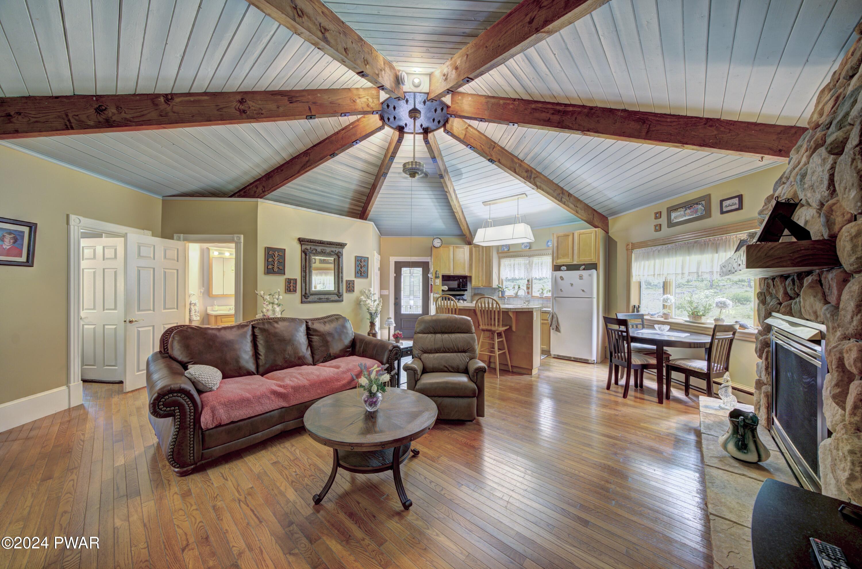 238 Engvaldsen Road Hawley, PA 18428 - Photo 6 of 33 Living Room