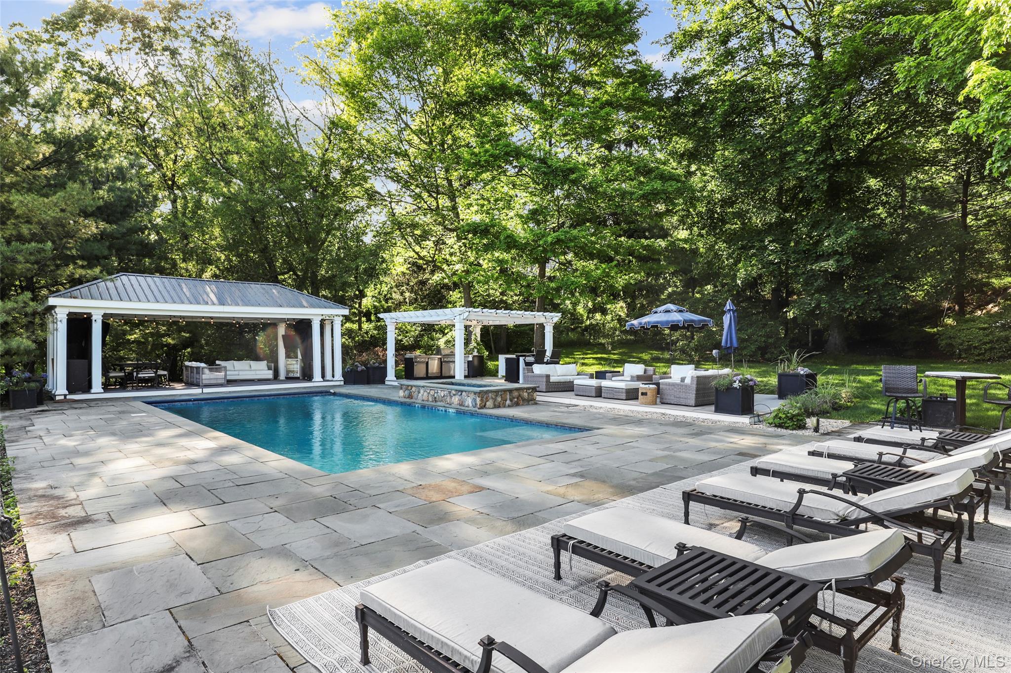 2 Cerf Lane Mount Kisco, NY 10549 - Photo 2 of 44