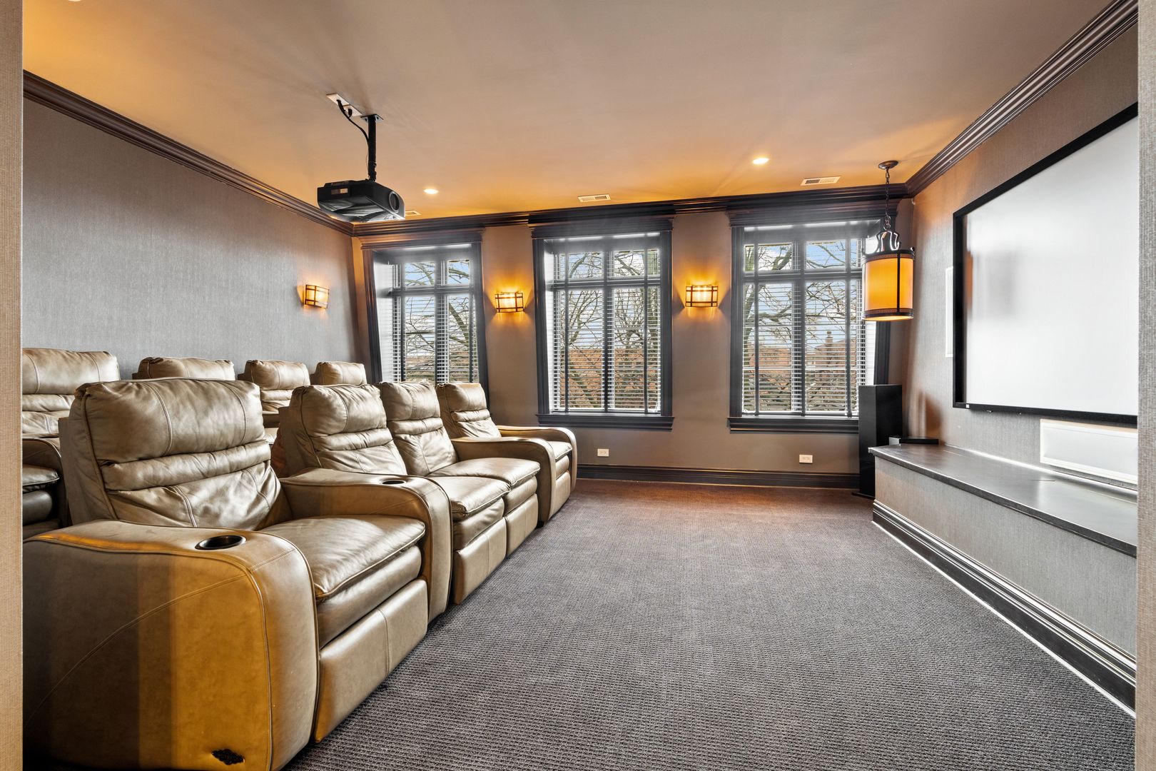 1410 West Byron Street Chicago, IL 60613 - Photo 37 of 40 a spacious bedroom with a bed and large windows