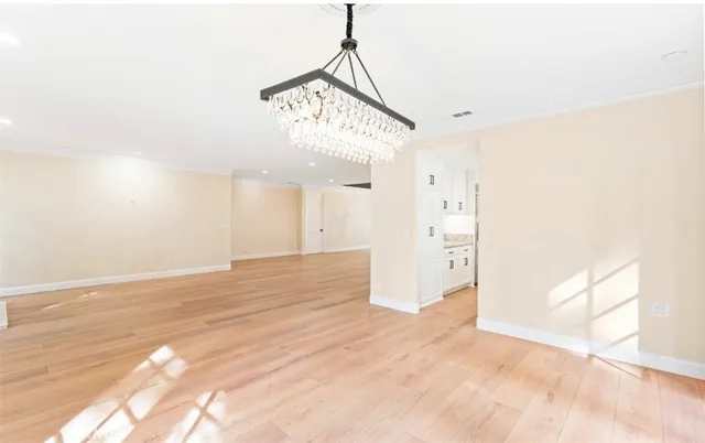 $10,700 | 11 Rue Marseilles, Newport Beach, CA 92660