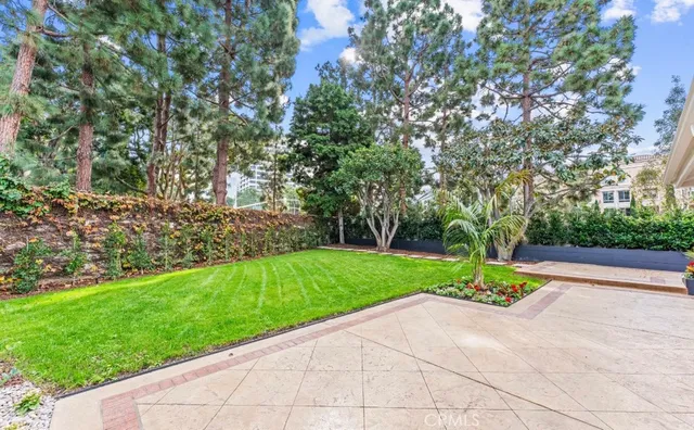 $10,700 | 11 Rue Marseilles, Newport Beach, CA 92660