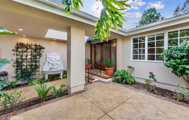 $10,700 | 11 Rue Marseilles, Newport Beach, CA 92660