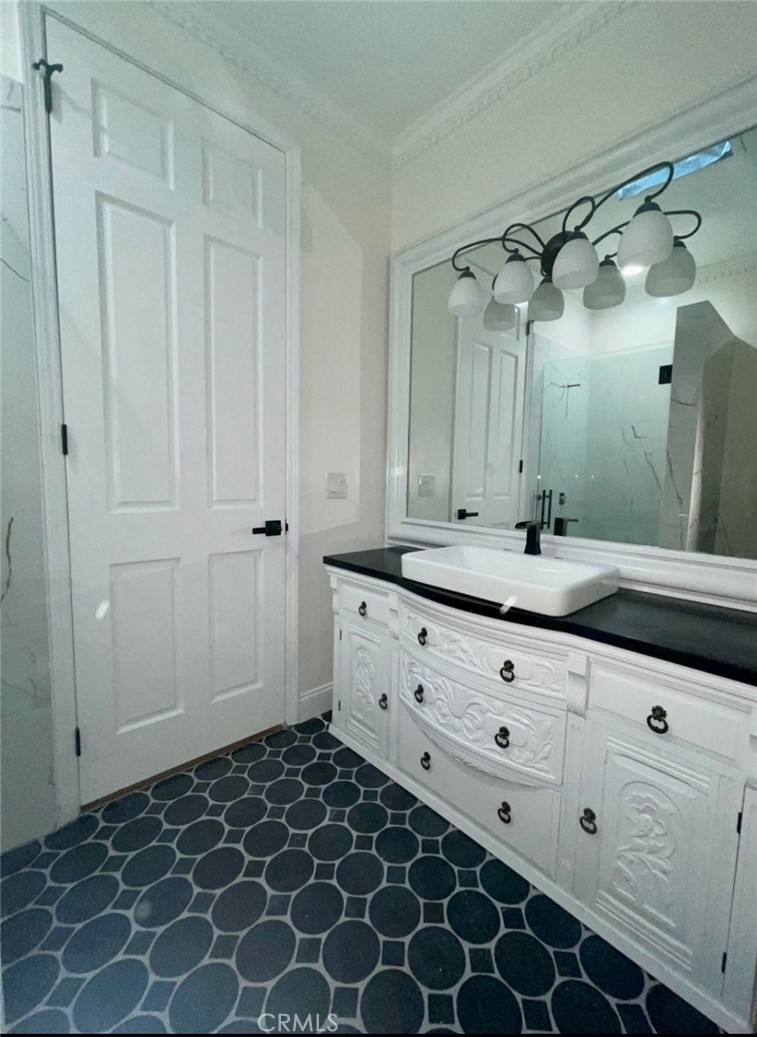 11 Rue Marseilles Newport Beach, CA 92660 - Photo 41 of 49