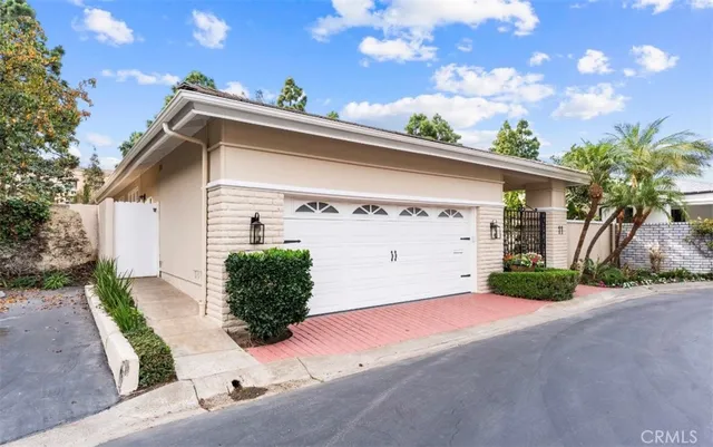 $10,700 | 11 Rue Marseilles, Newport Beach, CA 92660