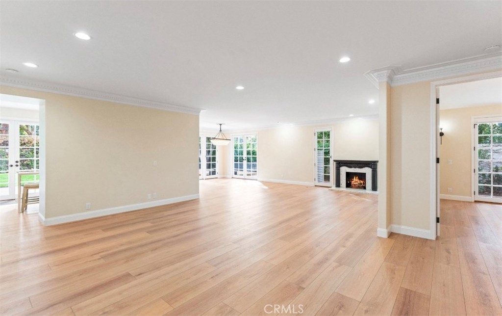 11 Rue Marseilles Newport Beach, CA 92660 - Photo 9 of 49