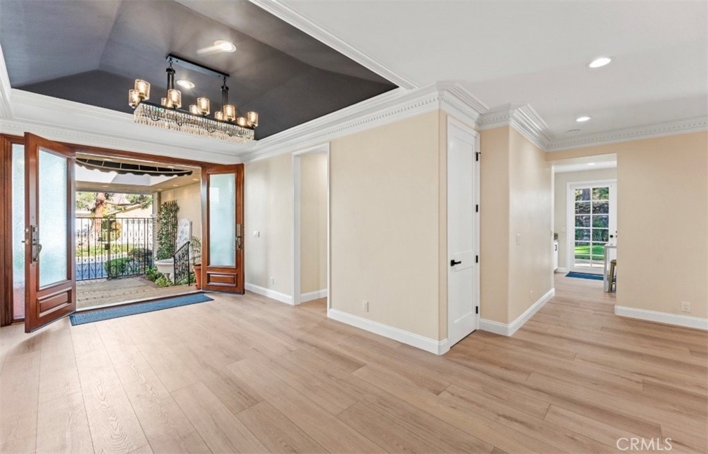 11 Rue Marseilles Newport Beach, CA 92660 - Photo 10 of 49