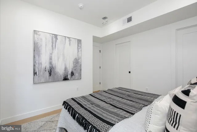 $2,250 | 304 Florida Avenue Northwest, Unit 1, Washington, DC 20001