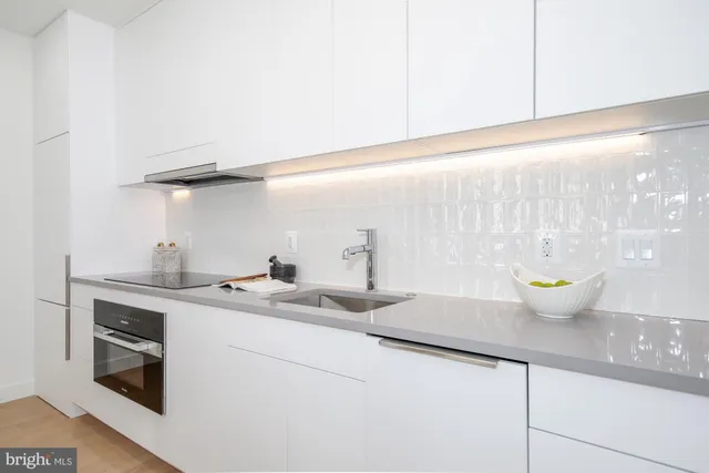 $2,250 | 304 Florida Avenue Northwest, Unit 1, Washington, DC 20001