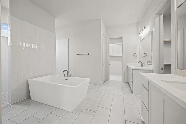 $699,900 | 162 Aiden Drive, Waxahachie, TX 75165