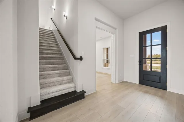 $699,900 | 162 Aiden Drive, Waxahachie, TX 75165