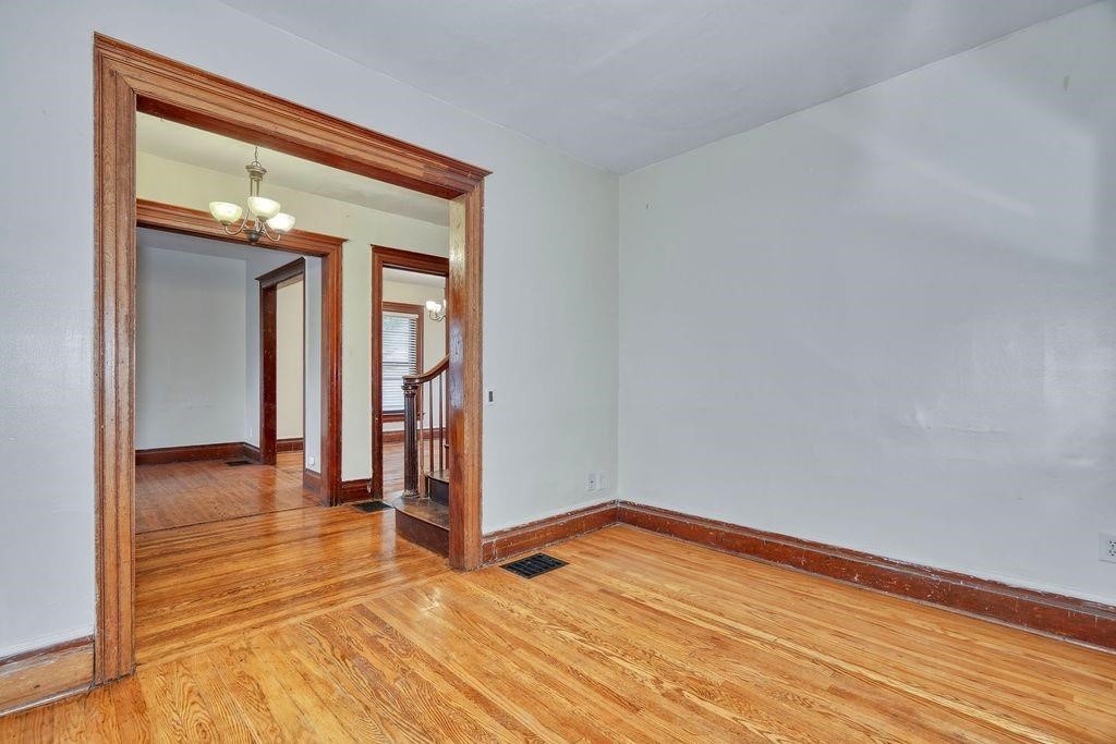 371 Alexander Street Rochester, NY 14607 - Photo 13 of 17