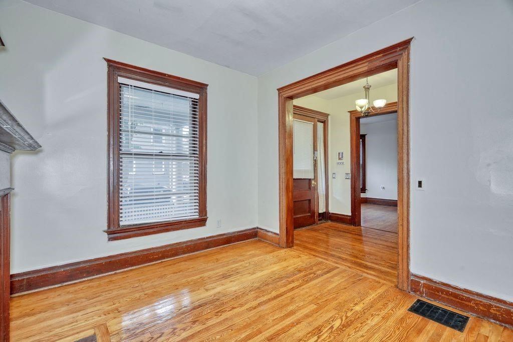 371 Alexander Street Rochester, NY 14607 - Photo 14 of 17