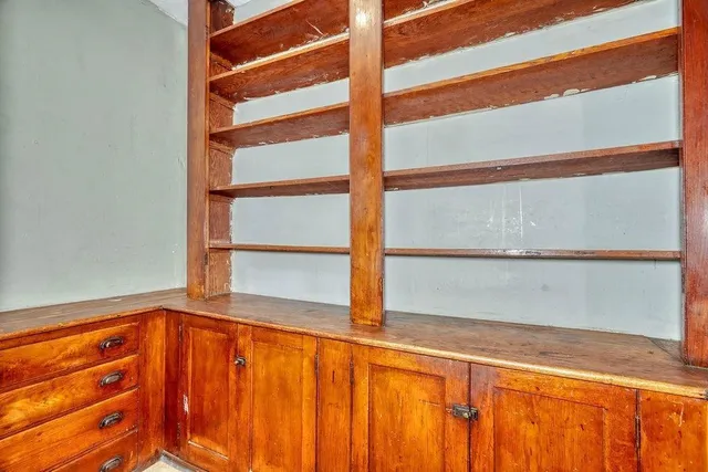 $2,000 | 371 Alexander Street, Rochester, NY 14607