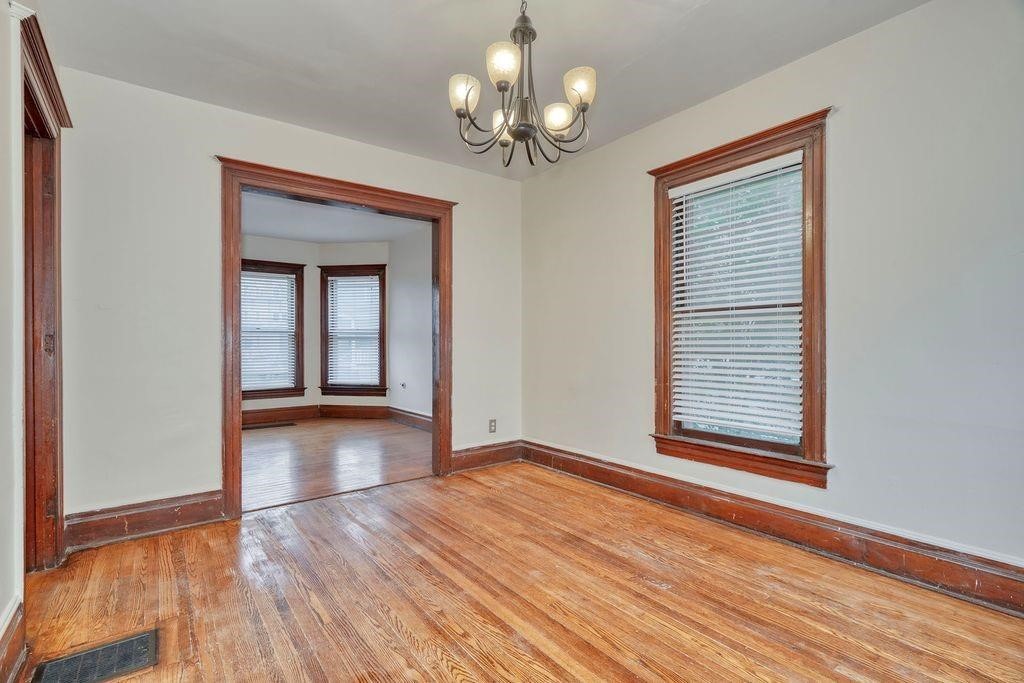 371 Alexander Street Rochester, NY 14607 - Photo 5 of 17