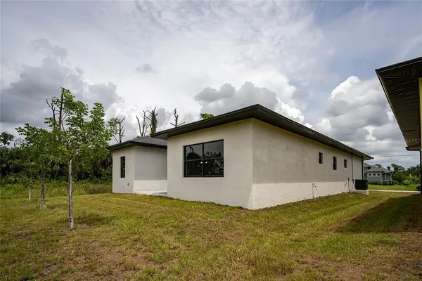 $334,900 | 183 Sesame Road East, Rotonda West, FL 33947