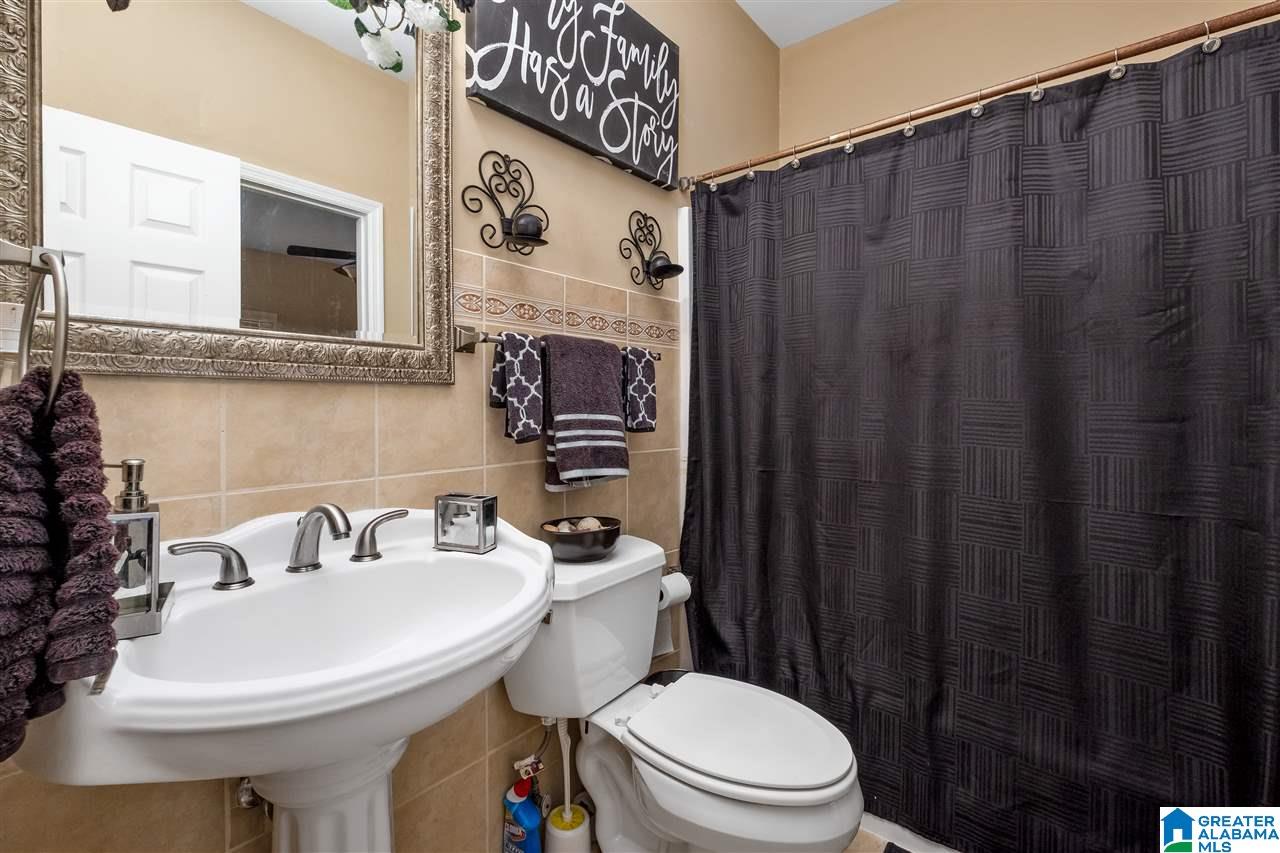 1821 Winewood Road Birmingham, AL 35215 - Photo 13 of 30