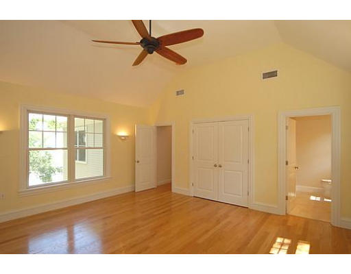 42 Nickerson Road Newton, MA 02467 - Photo 22 of 28 a view of an empty room and window