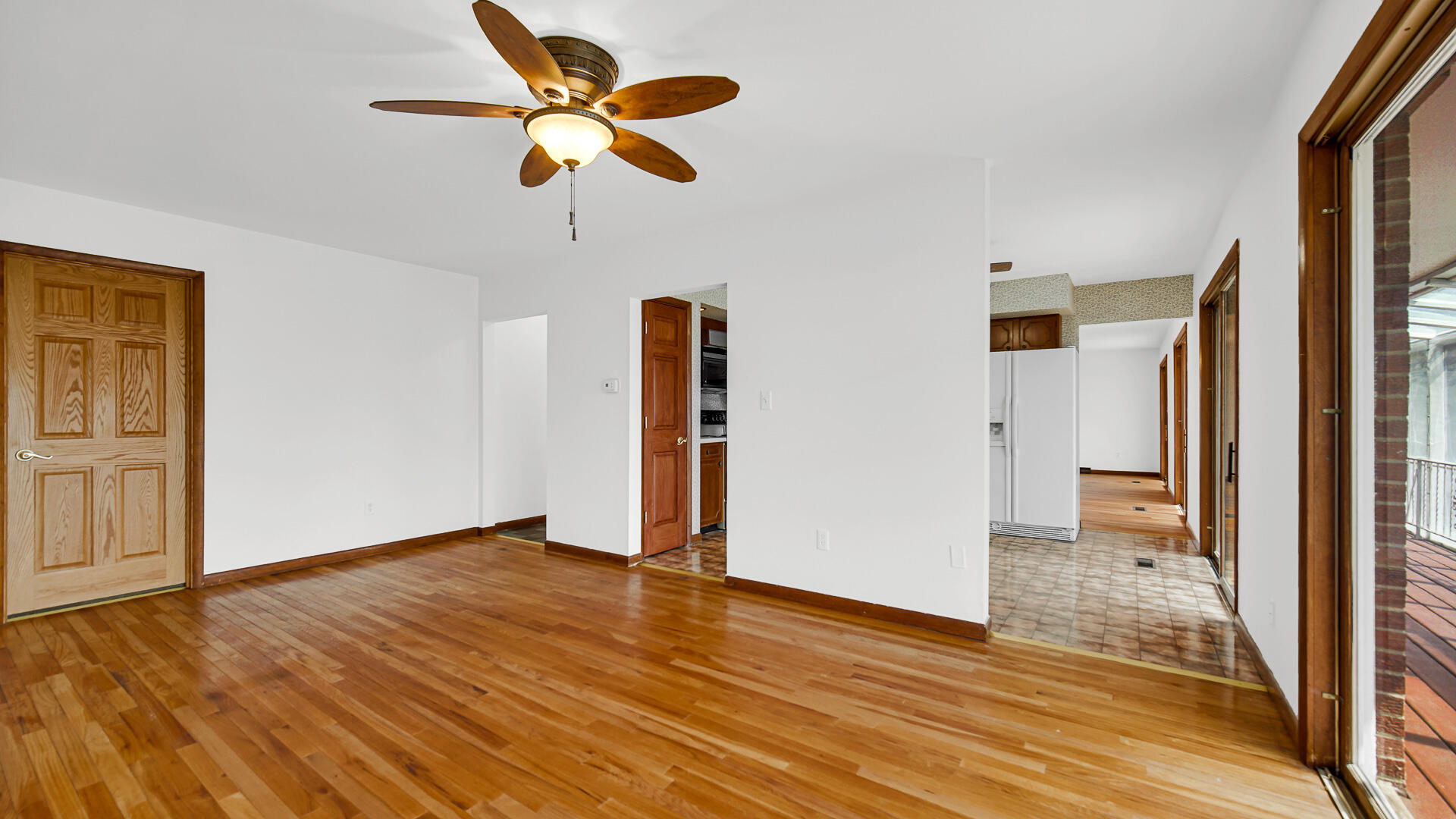 2212 SW Road La Porte, IN 46350 - Photo 16 of 62 1920x1080