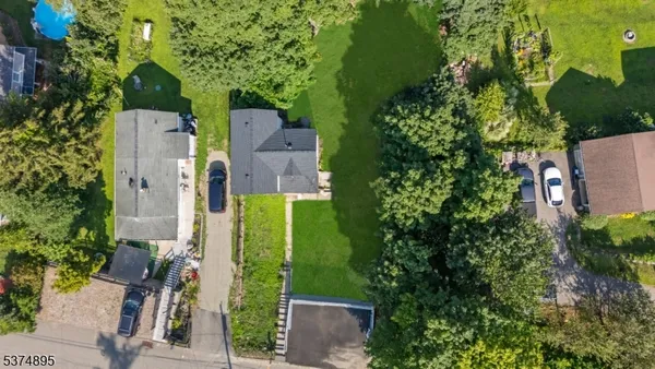 $489,000 | 20 Ella Street, Bloomingdale, NJ 07403
