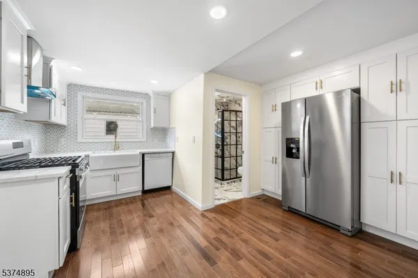 $489,000 | 20 Ella Street, Bloomingdale, NJ 07403