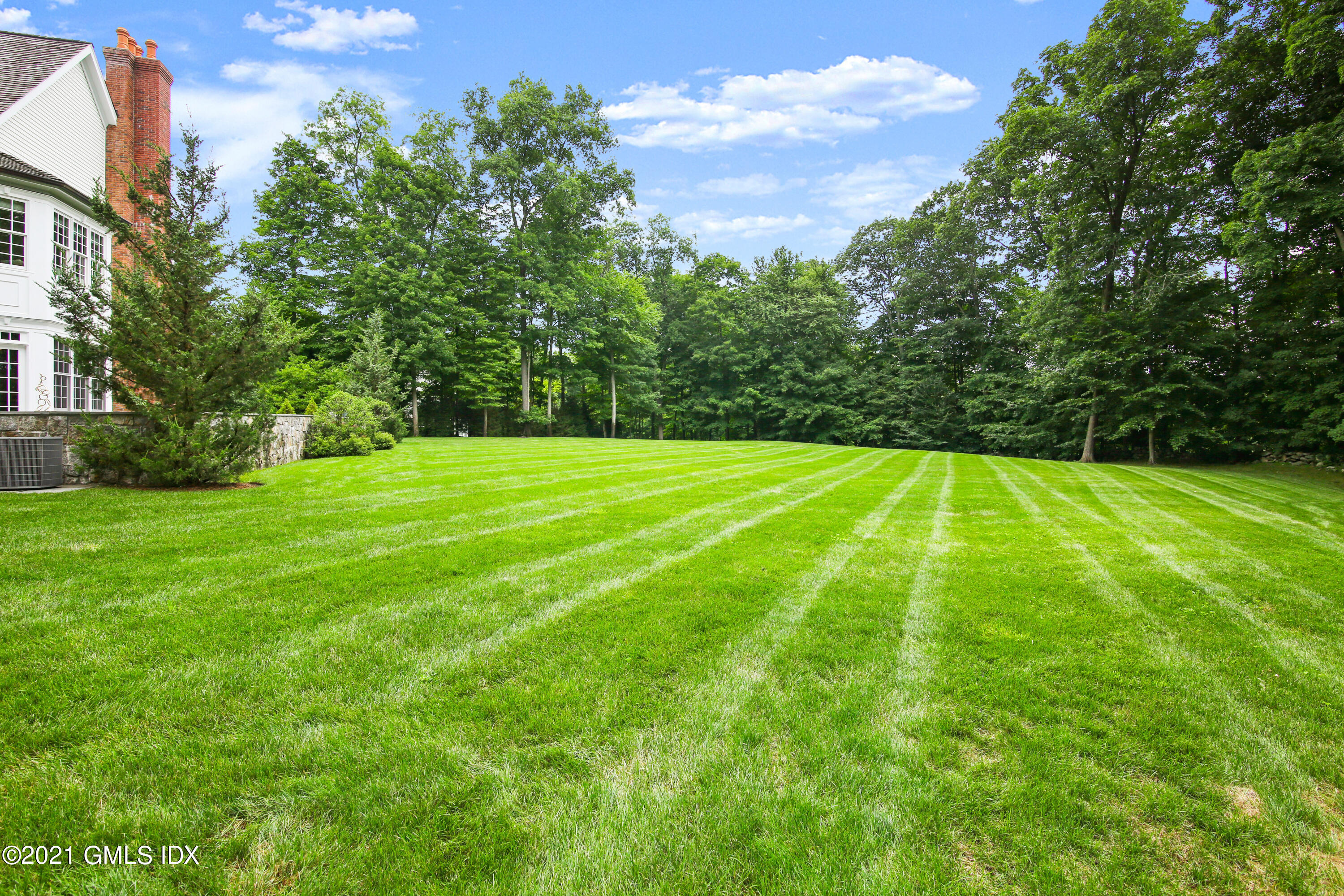 50 Byfield Lane Greenwich, CT 06830 - Photo 7 of 37 a view of a tennis court