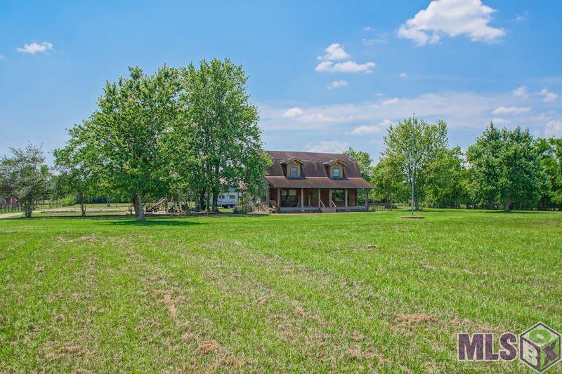 21556 Hoo Shoo Too Road Baton Rouge, LA 70817 - Photo 3 of 32