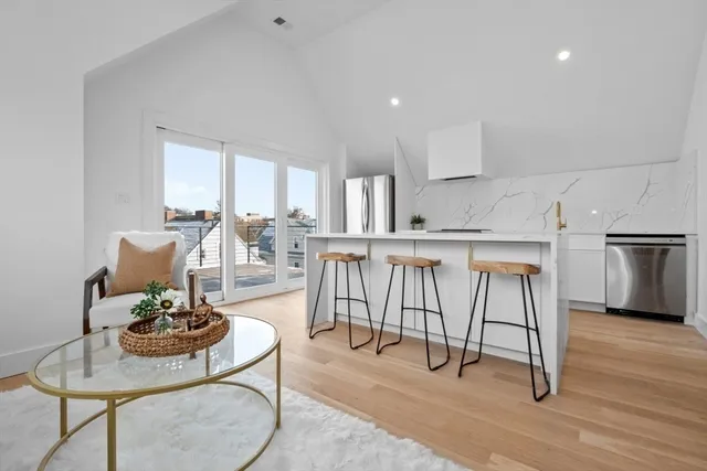 $849,000 | 69 Electric Avenue, Unit 3, Somerville, MA 02144