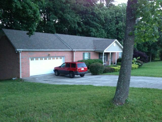5828 Dividing Ridge Road Goodlettsville, TN 37072 - Photo 3 of 11 2 car garage