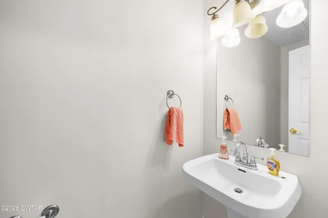 $329,900 | 62 River Chase Drive, Jackson, TN 38305