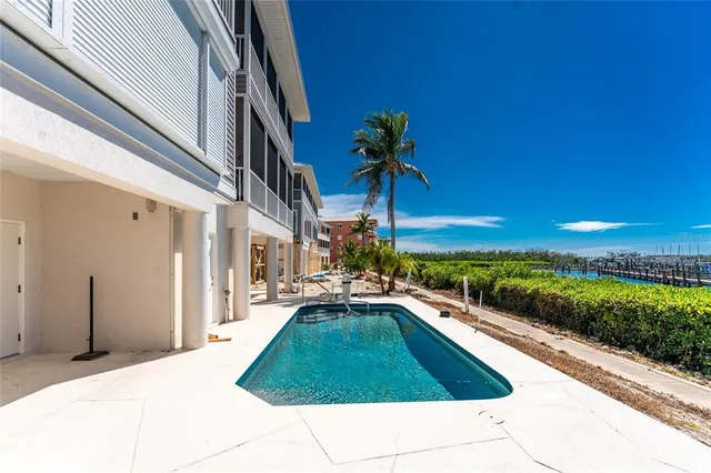 $649,900 | 1380 Beach Road, Unit 2, Englewood, FL 34223