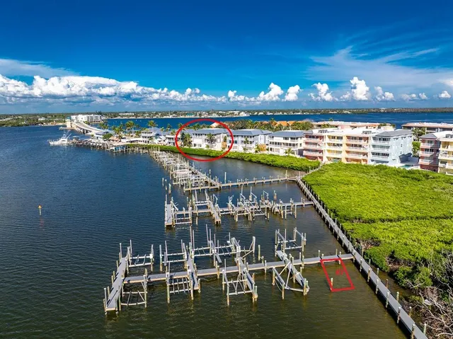 $649,900 | 1380 Beach Road, Unit 2, Englewood, FL 34223