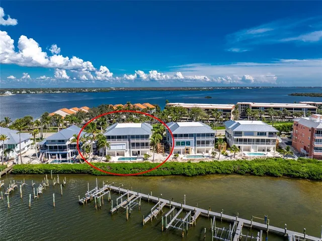 $649,900 | 1380 Beach Road, Unit 2, Englewood, FL 34223