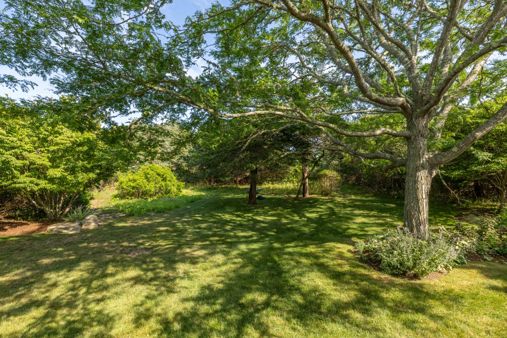 61 Monomoy Road Nantucket, MA 02554 - Photo 23 of 27