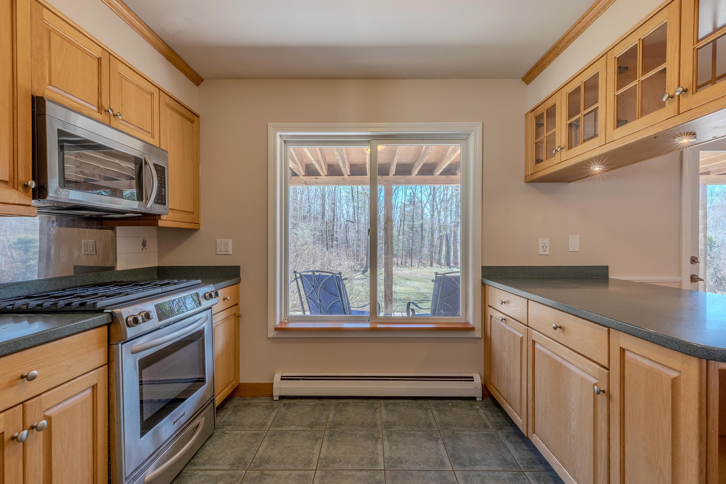 191 Pleasant St Extension Dorset, VT 05253 - Photo 17 of 45